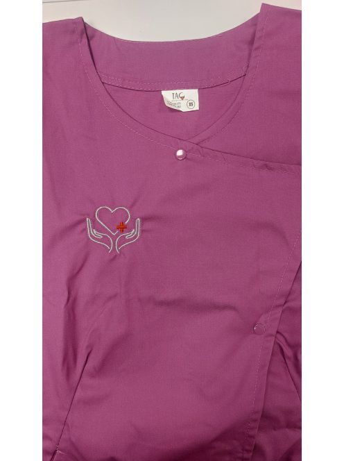 Munkaruha TAG asszim.      XS  4 mályva(Mov),kapcsos logóval KIFUTÓ